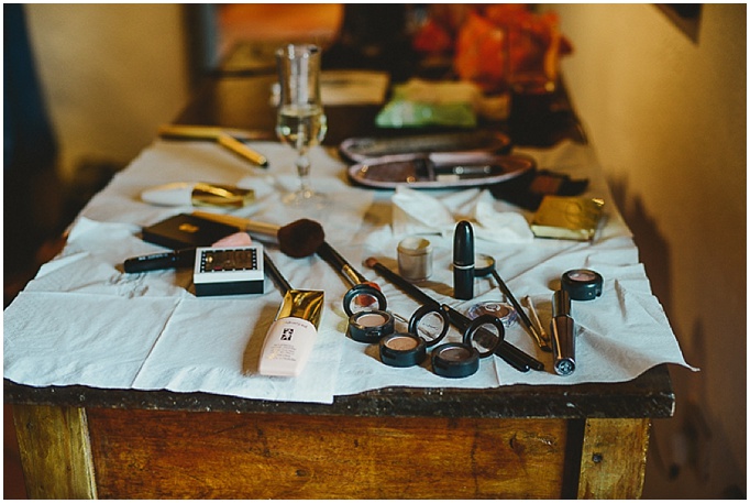 Rustic wedding in Tuscany - Featured on My Lovely Wedding Blog. - Makeup close up 