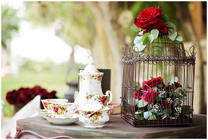 Vintage Styled shoot created by vendors in Dubai. Photography by Jacqui Nightscales Photography